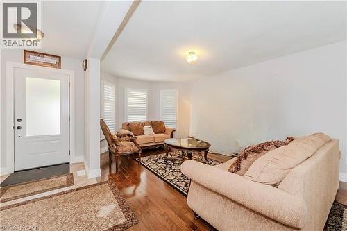 132 Trussler Road, Kitchener, ON - Indoor Photo Showing Living Room