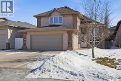 2751 SUNNINGHILL CRESCENT  Regina, SK S4V 0N5