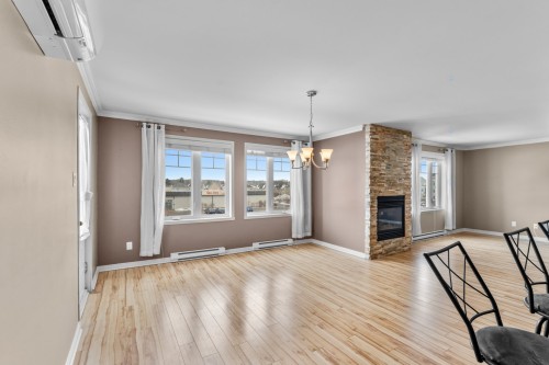 Dining Room - 10-919 Mtée Masson, Mascouche, QC - Indoor With Fireplace