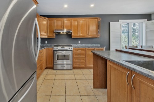 Cuisine - 32 Rue Vanier, Blainville, QC - Indoor Photo Showing Kitchen