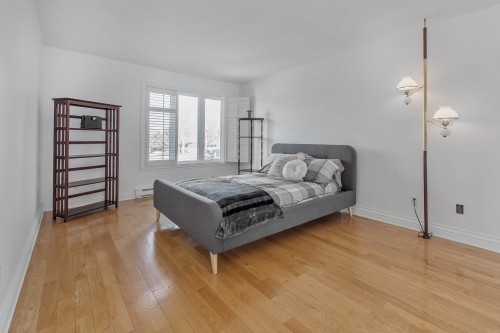 Chambre à coucher - 32 Rue Vanier, Blainville, QC - Indoor Photo Showing Bedroom
