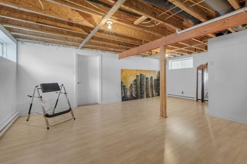 Salle familiale - 32 Rue Vanier, Blainville, QC - Indoor Photo Showing Basement