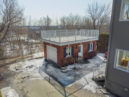 Garage - 32 Rue Vanier, Blainville, QC - Outdoor