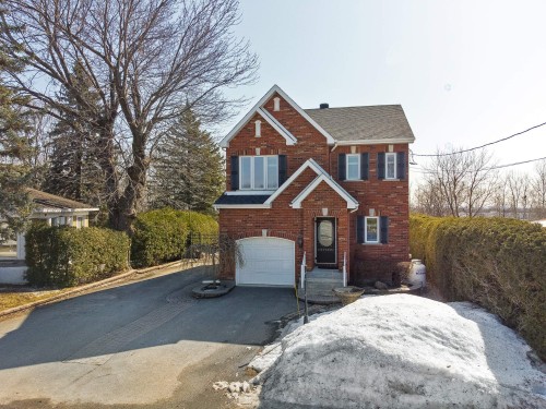 Façade - 32 Rue Vanier, Blainville, QC - Outdoor