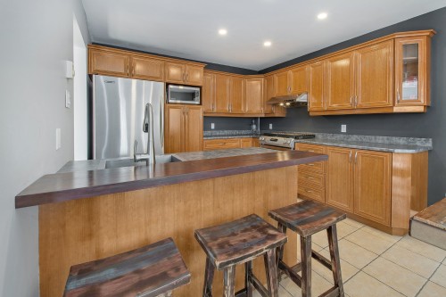 Cuisine - 32 Rue Vanier, Blainville, QC - Indoor Photo Showing Kitchen