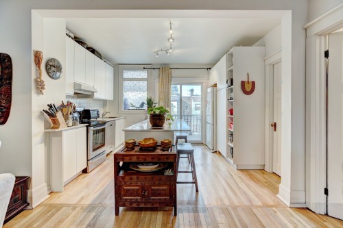 Kitchen - 41 Av. Dobie, Mont-Royal, QC - Indoor Photo Showing Kitchen