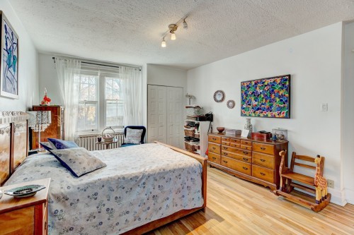 Master Bedroom - 41 Av. Dobie, Mont-Royal, QC - Indoor Photo Showing Bedroom