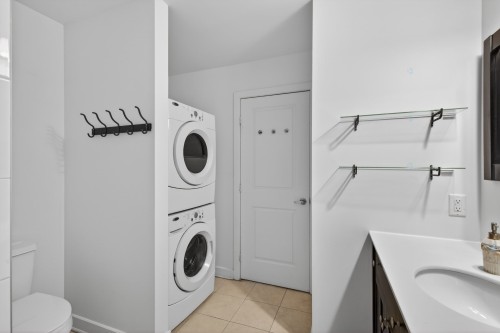 Laundry - 277-7000 Rue Allard, Montréal (Lasalle), QC - Indoor Photo Showing Laundry Room