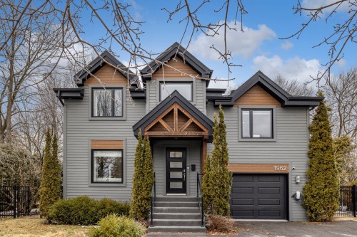1962 Rue des Lilas  Carignan, QC J3L 5A8