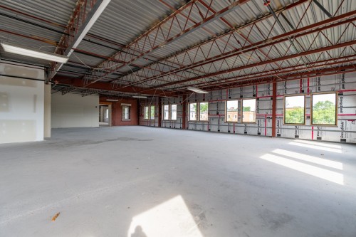 Bureau - 400-234 Rue Dufferin, Sherbrooke (Les Nations), QC - Indoor Photo Showing Garage