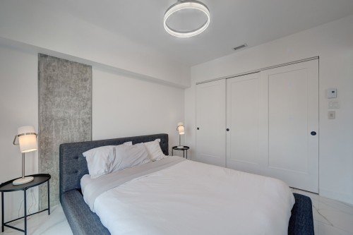 Chambre à coucher principale - 710-1575 Rue Gareau, Montréal (Ville-Marie), QC - Indoor Photo Showing Bedroom