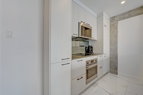 Cuisine - 710-1575 Rue Gareau, Montréal (Ville-Marie), QC - Indoor Photo Showing Kitchen