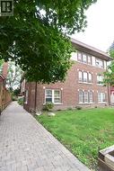 11 - 20 ROSELAWN AVENUE Toronto, ON M4R 1E4