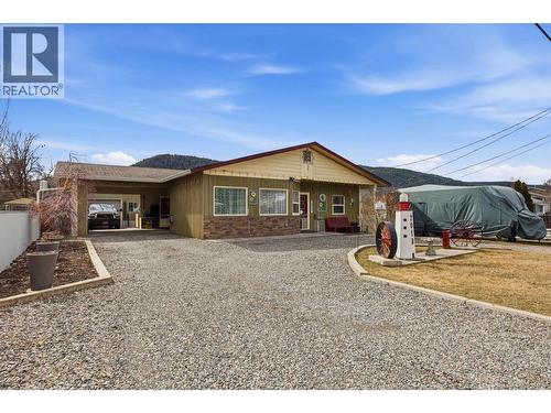 2013 N THIRD AVENUE  Williams Lake, BC V2G 2W1