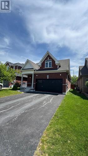 116 SUN KING CRESCENT  Barrie, ON L4M 0E6