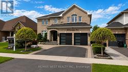 134 SANDRINGHAM DRIVE Barrie, ON L4M 0C9