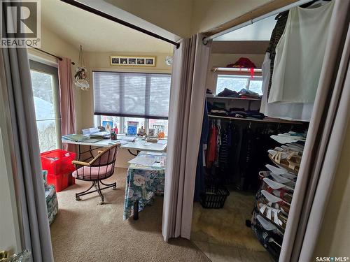 676 3Rd Avenue Ne, Swift Current, SK - Indoor Photo Showing Office