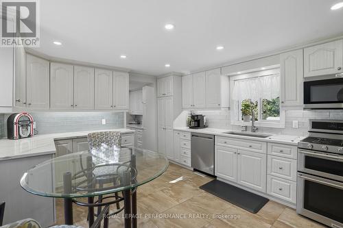 8 John Street, Champlain, ON - Indoor Photo Showing Kitchen With Upgraded Kitchen