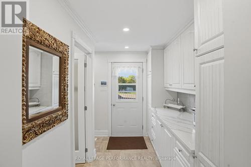 8 John Street, Champlain, ON - Indoor Photo Showing Other Room