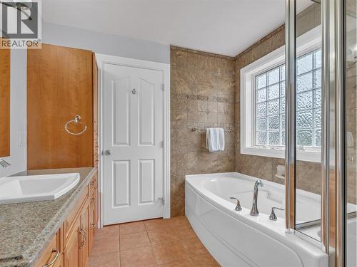 2120 Ritchie Drive, Cawston, BC 