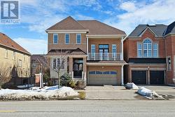 247 SELWYN ROAD  Richmond Hill, ON L4E 0R4