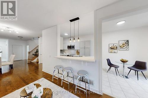 942 Khan Crescent, Mississauga, ON - Indoor