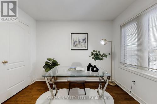 942 Khan Crescent, Mississauga, ON - Indoor Photo Showing Other Room