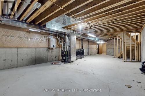 942 Khan Crescent, Mississauga, ON - Indoor Photo Showing Basement