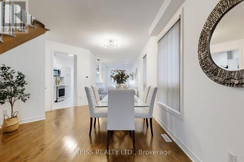 942 Khan Crescent, Mississauga, ON - Indoor Photo Showing Dining Room