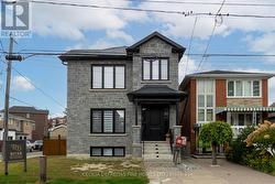 70 HAVERSON BOULEVARD Toronto, ON M6M 3J9
