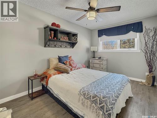17 4Th Avenue E, Neilburg, SK - Indoor Photo Showing Bedroom