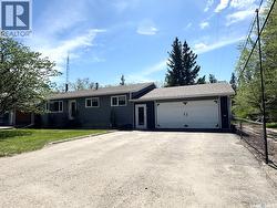 17 4th AVENUE E Neilburg, SK S0M 2C0