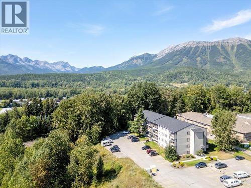 65 Cokato Road Unit# 304  Fernie, BC V0B 1M4