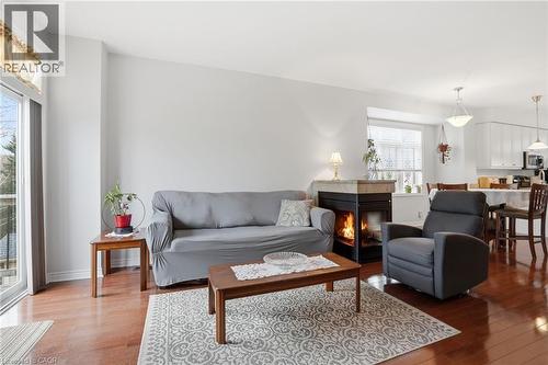 2358 Treversh Common, Burlington, ON - Indoor Photo Showing Living Room