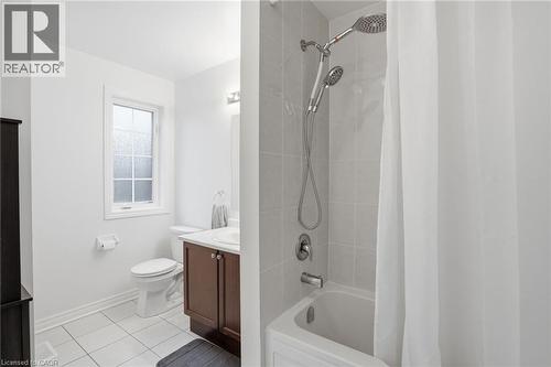 2358 Treversh Common, Burlington, ON - Indoor Photo Showing Bathroom