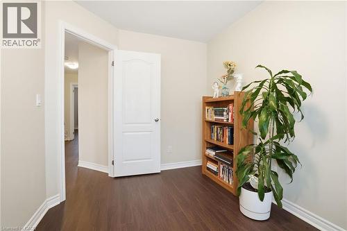2358 Treversh Common, Burlington, ON - Indoor Photo Showing Other Room