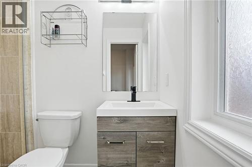 2358 Treversh Common, Burlington, ON - Indoor Photo Showing Bathroom