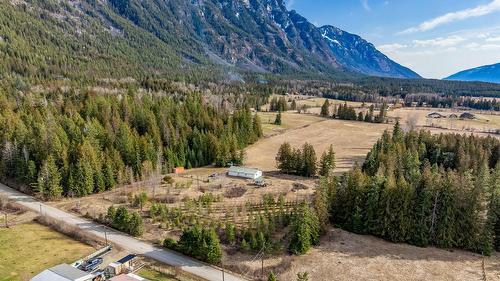 4751 40Th Street, Canyon, BC - Outdoor With View