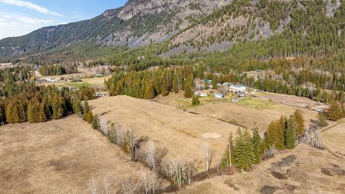 4751 40Th Street, Canyon, BC - Outdoor With View