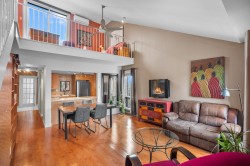 292 Rue d'Orléans  Saint-Lambert, QC J4S 1Y2