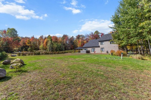 Back of Structure - 268 Rue Montcalm, Saint-Colomban, QC - Outdoor