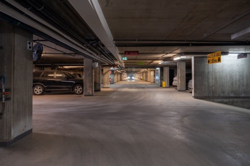 Stationnement - 109-8265 Rue De Londres, Brossard, QC - Indoor Photo Showing Garage