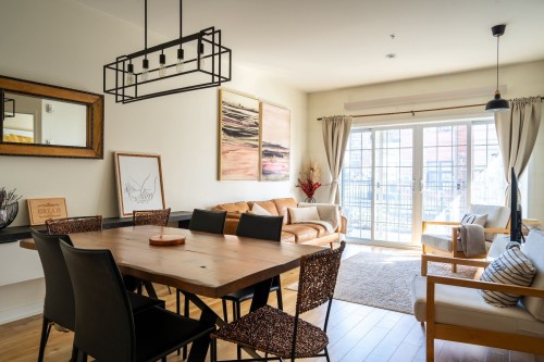 Salle à manger - 109-8265 Rue De Londres, Brossard, QC - Indoor Photo Showing Dining Room