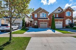 216 EMICK DRIVE Hamilton, ON L9K 0E1
