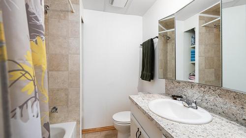 820 Packing Shed Road, Wynndel, BC 