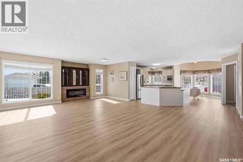 126 Hall Crescent, Saskatoon, SK - Indoor Photo Showing Living Room