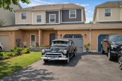 37 Wrendale Crescent  Georgina, ON L4P 4C4