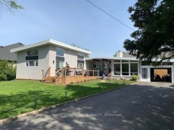 746 Quaker Road  Pelham, ON L3C 3H4