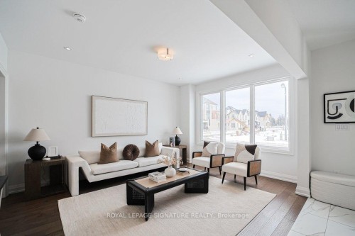 448 York Downs Boulevard, Markham, ON - Indoor Photo Showing Living Room