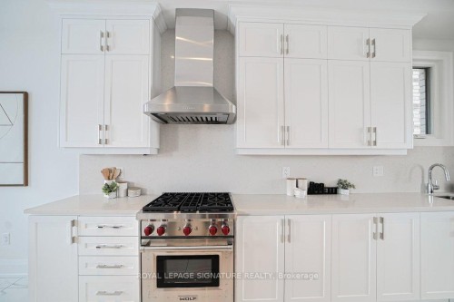 448 York Downs Boulevard, Markham, ON - Indoor Photo Showing Kitchen